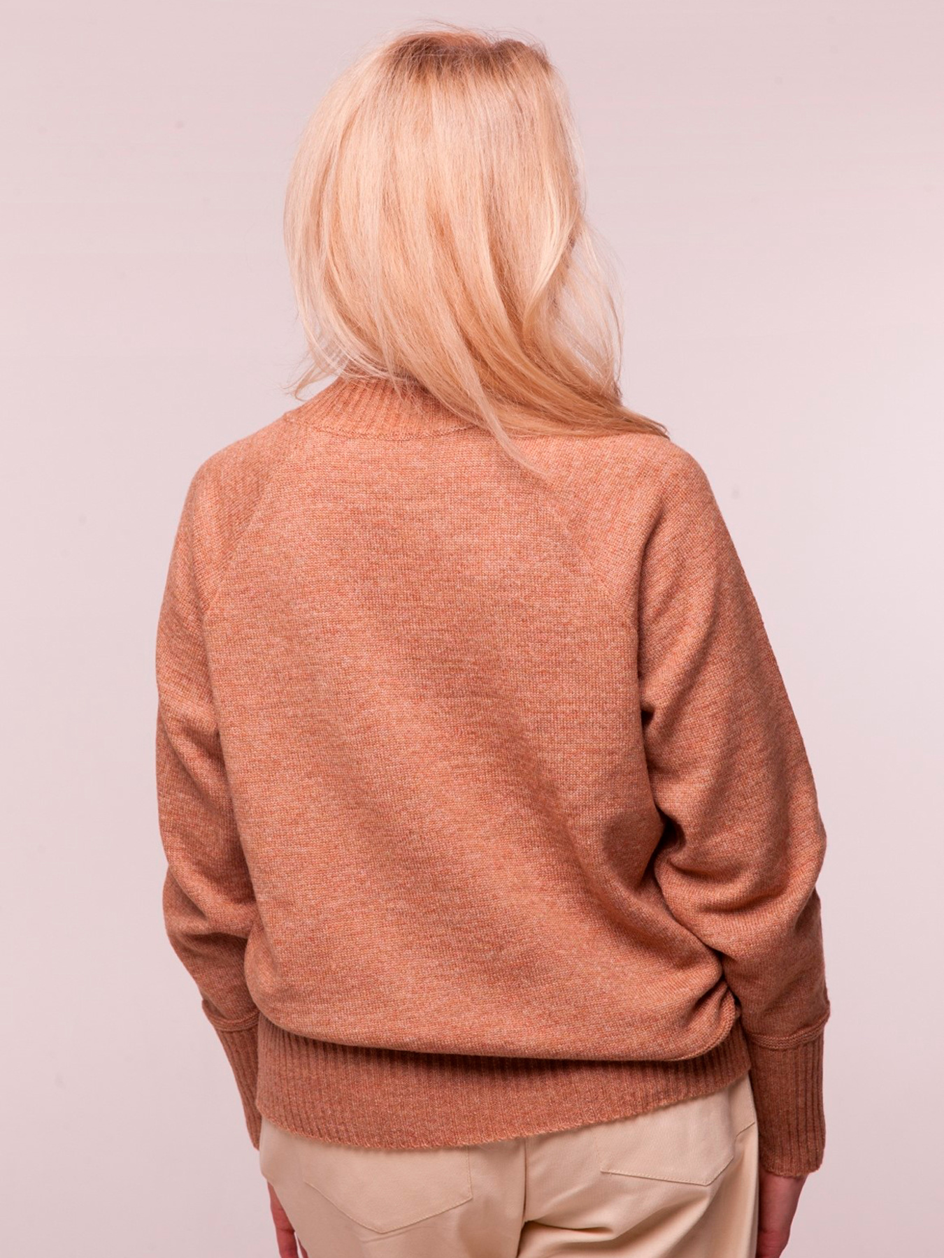 Джемпер Nita модель dzhemper-n2101-1-25-ohra Фото