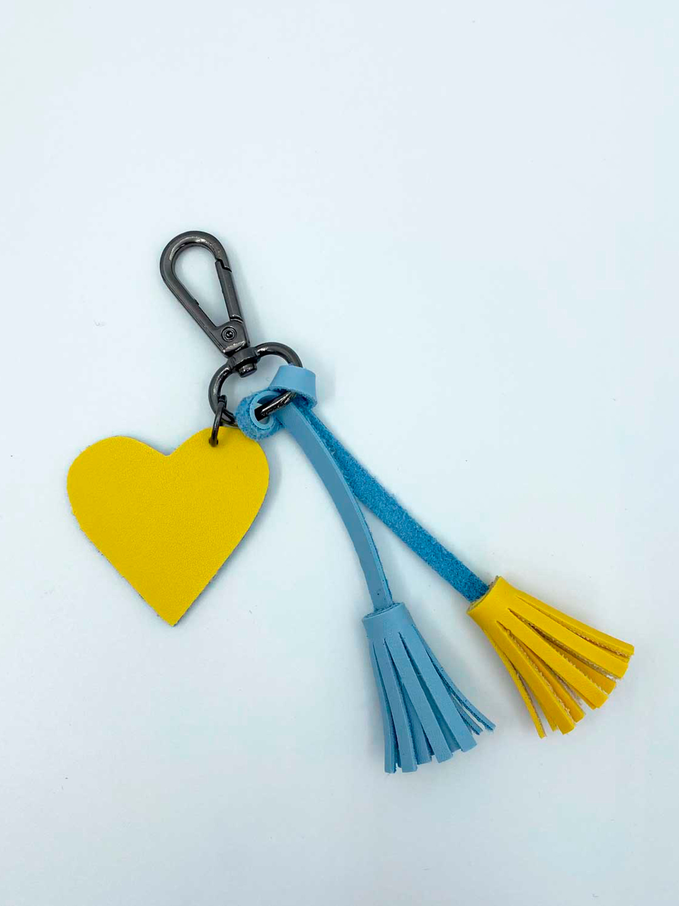 Брелок WeLassie модель zhnochij-patrotichnij-brelok-na-sumku-welassie-zhovto-blakitnij Фото