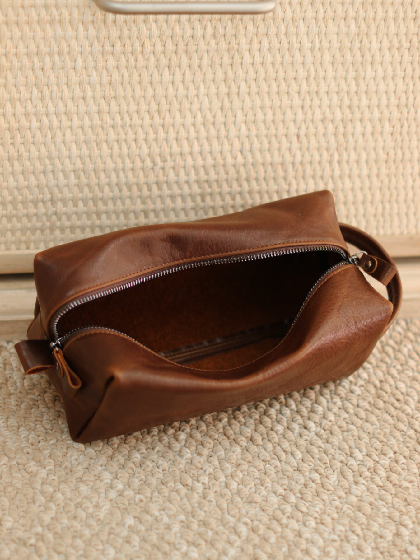 Косметички и холдеры Legessy модель NESESER_BROWN Фото