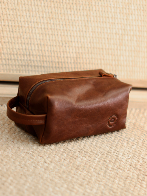 Косметички и холдеры Legessy модель NESESER_BROWN Фото