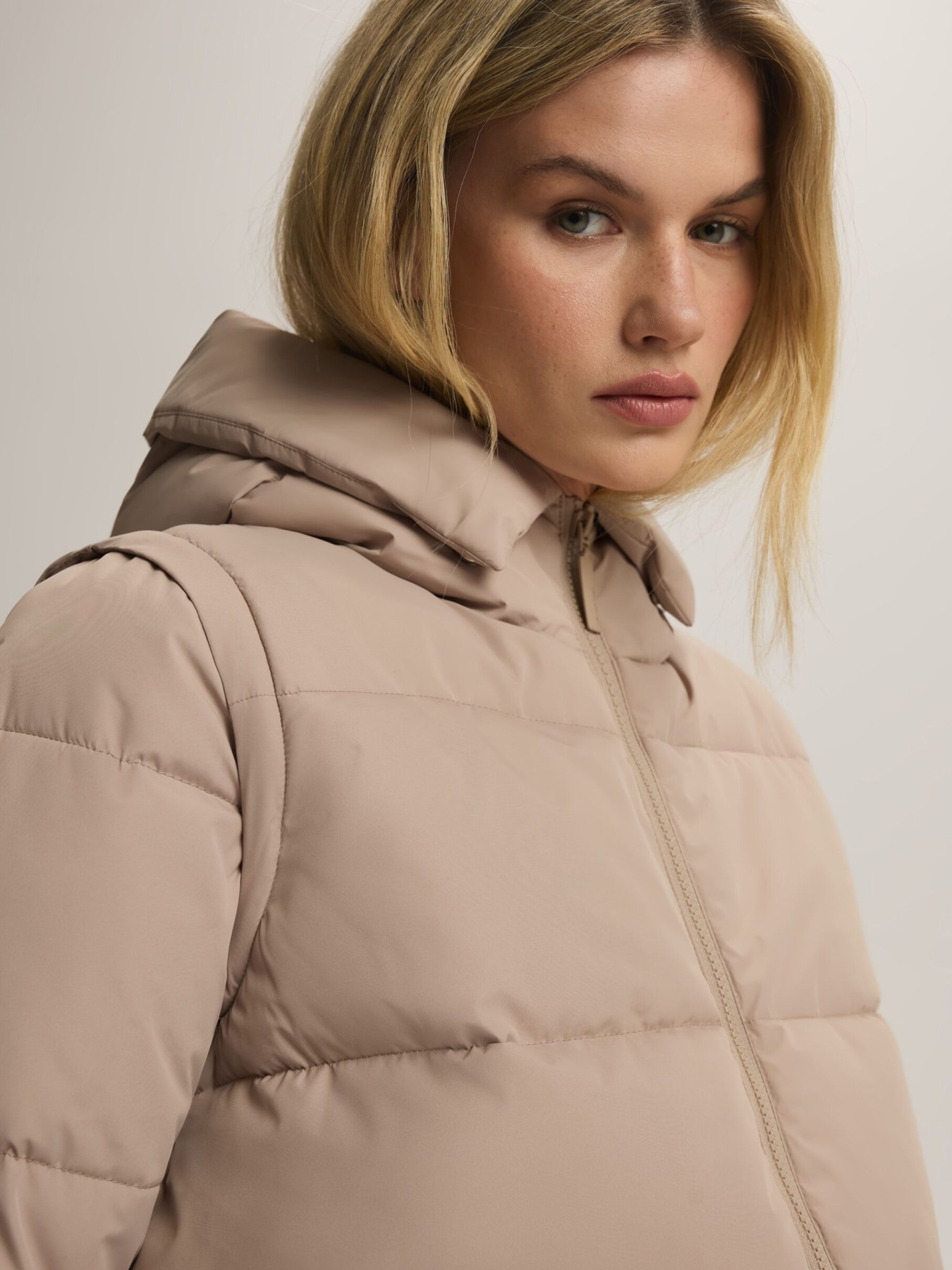 Зимняя куртка DIVERSE Moyruna 255 модель 10047687 Фото