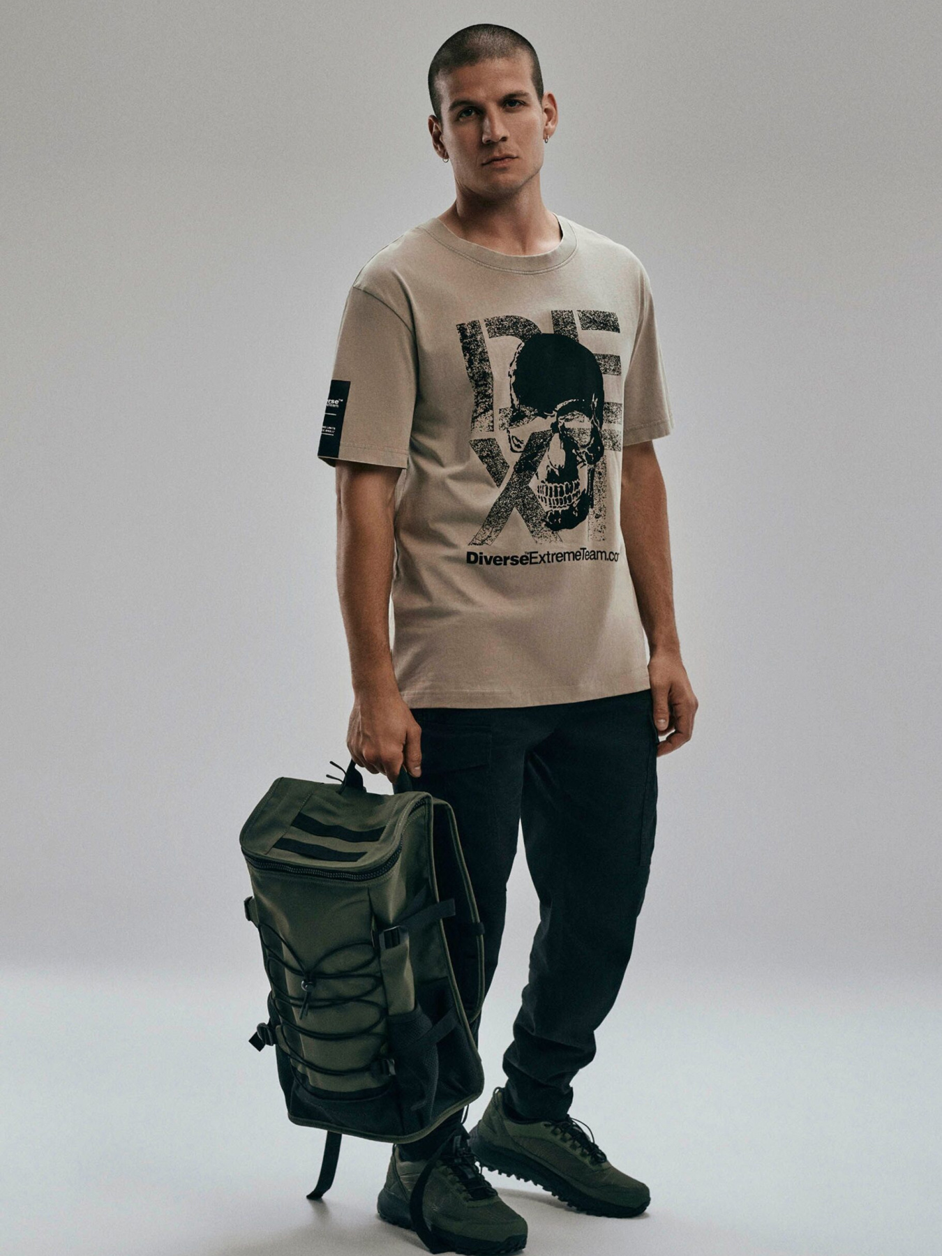 Футболка DIVERSE Dext Sk Wash 03 модель 10047751 Футболка DIVERSE Dext Sk Wash 03 модель 10047751 Фото