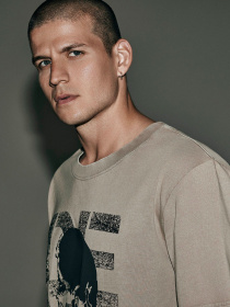 Футболка DIVERSE Dext Sk Wash 03 модель 10047751 Футболка DIVERSE Dext Sk Wash 03 модель 10047751 Фото