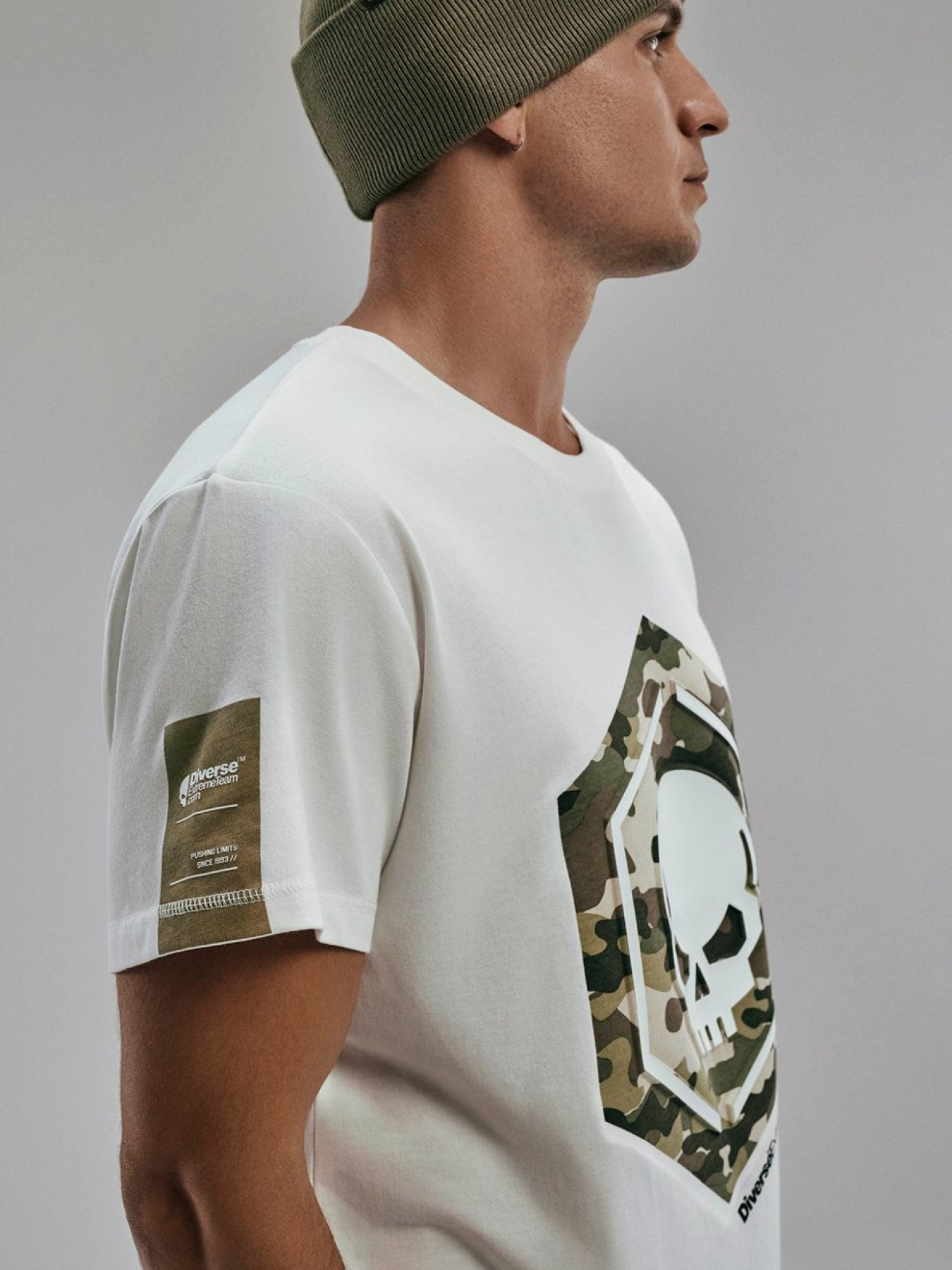 Футболка DIVERSE Dext Embo Sk модель 10047763 Фото