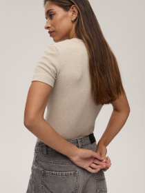 Футболка DIVERSE Nadianka 255 модель 10047785 Фото