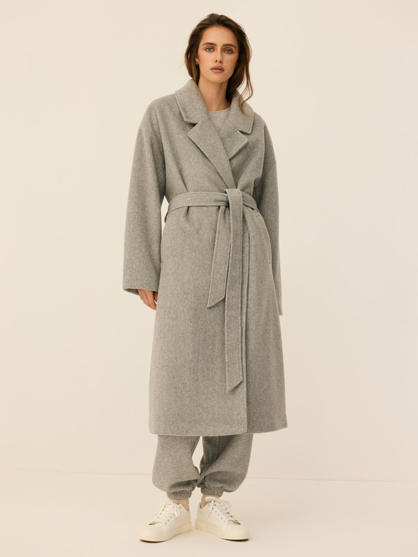 Пальто DIVERSE Coatana 255 модель 10047956 Пальто DIVERSE Coatana 255 модель 10047956 Фото