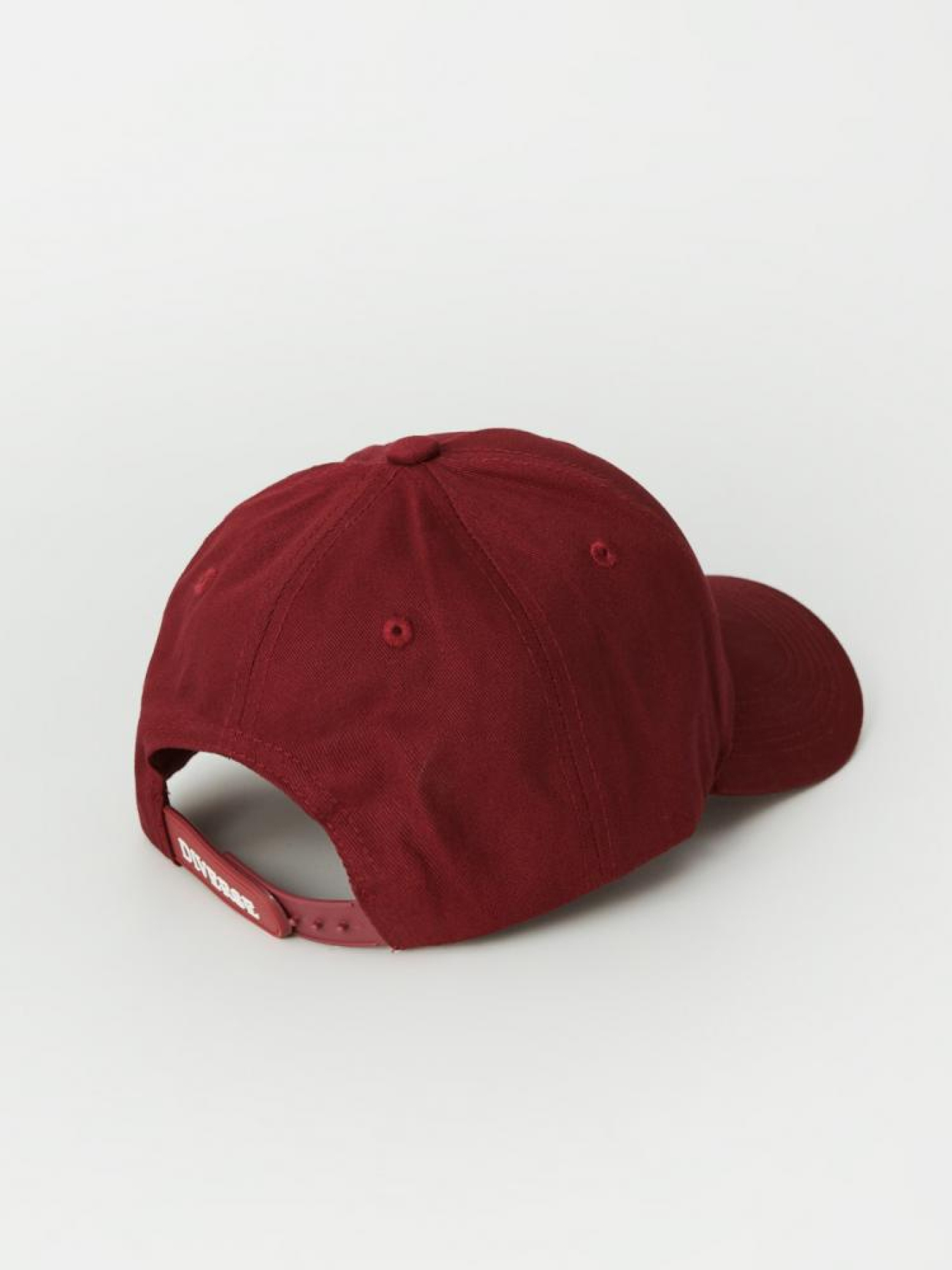 Мужская кепка с вышитым грифоном бургунди модель 10043771 Фото