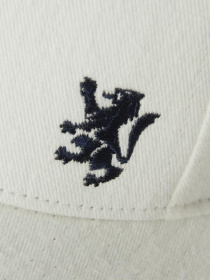 Мужская кепка классическая белая модель 10045151 Фото