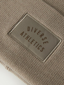 Шапка DIVERSE Lambadas модель 10045438 Фото