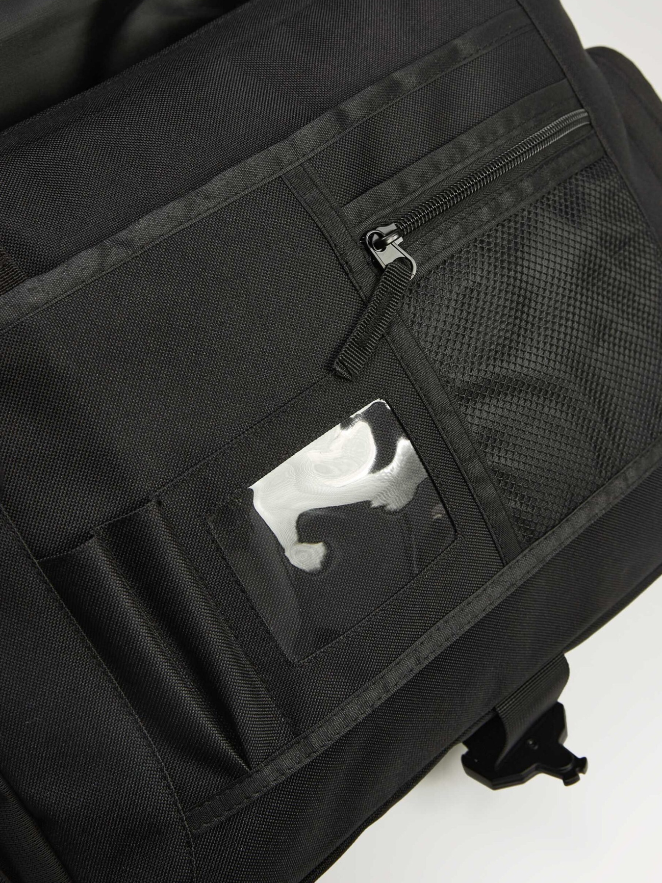 Сумка DIVERSE Albury 255 модель 10047852 Сумка DIVERSE Albury 255 модель 10047852 Фото