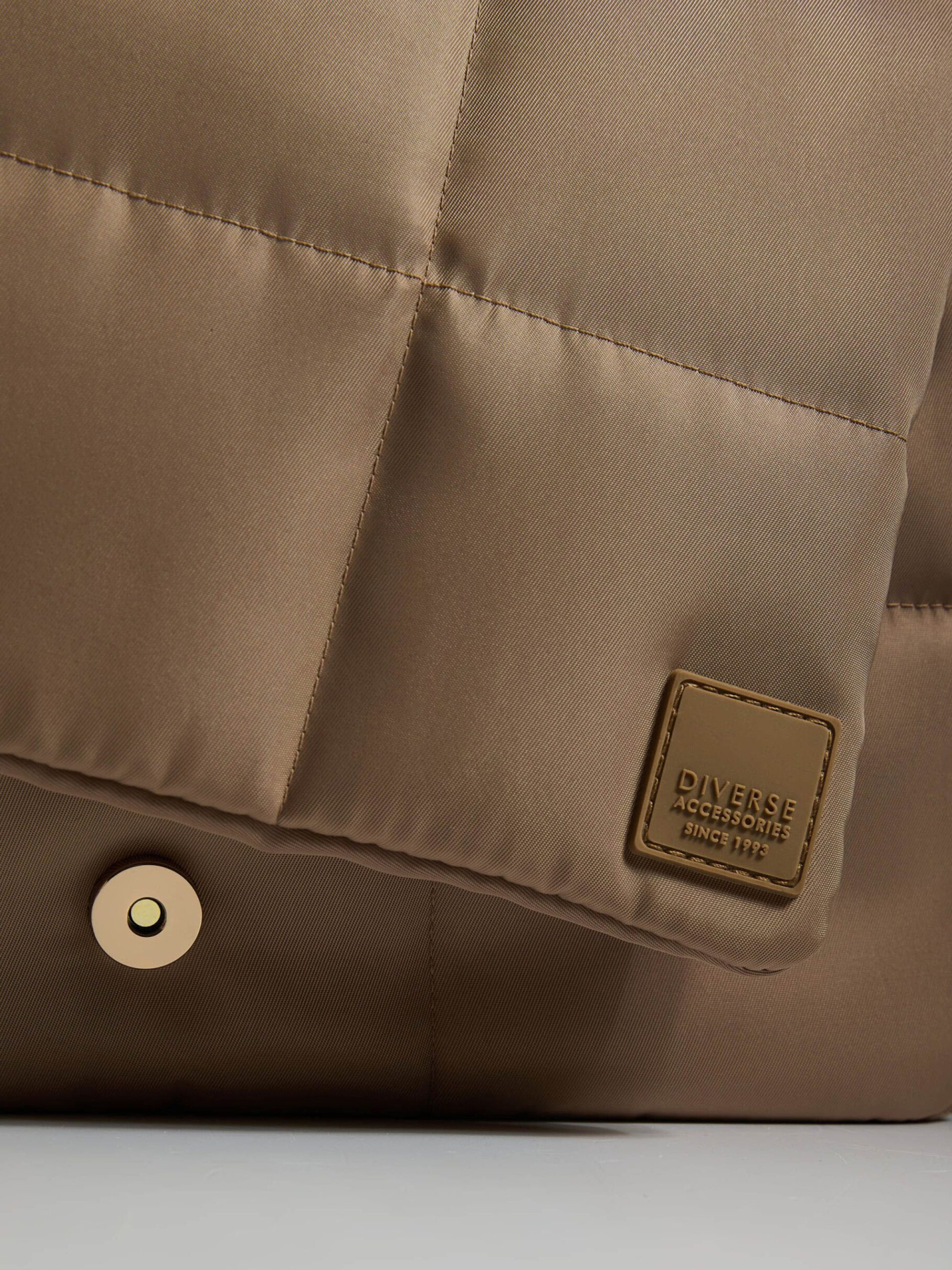 Сумка DIVERSE Purisa M 255 модель 10047908 Фото