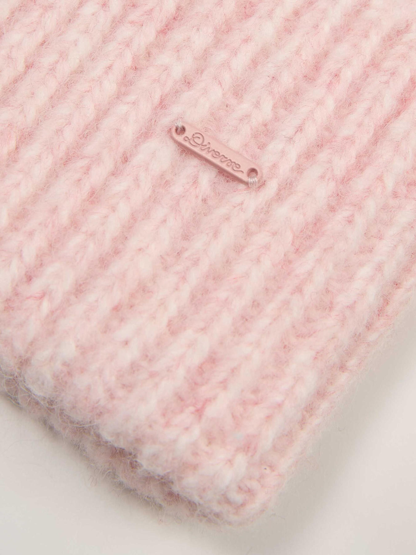 Шапка DIVERSE Lenra 255 модель 10047917 Фото