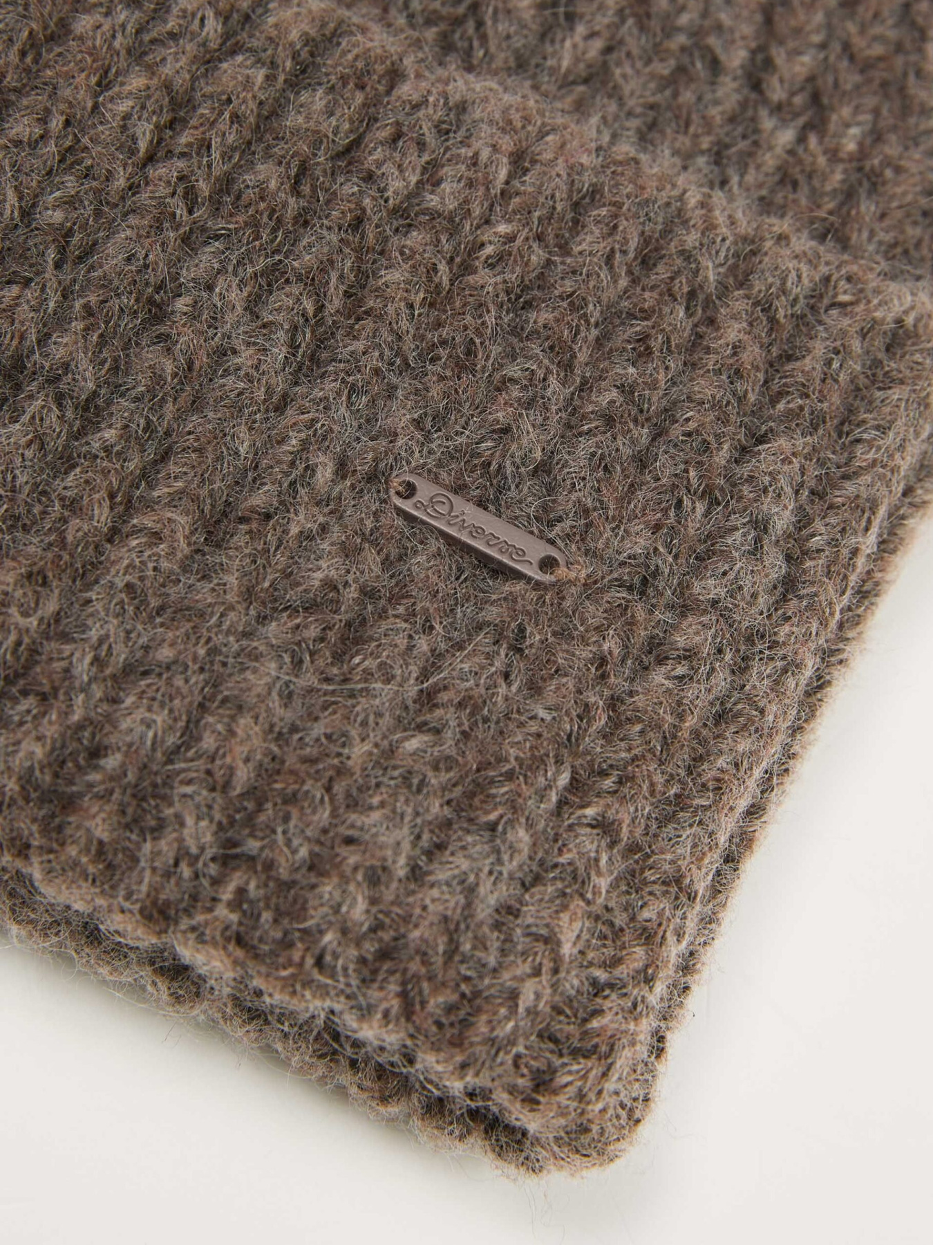 Шапка DIVERSE Lenra 255 модель 10047917 Шапка DIVERSE Lenra 255 модель 10047917 Фото