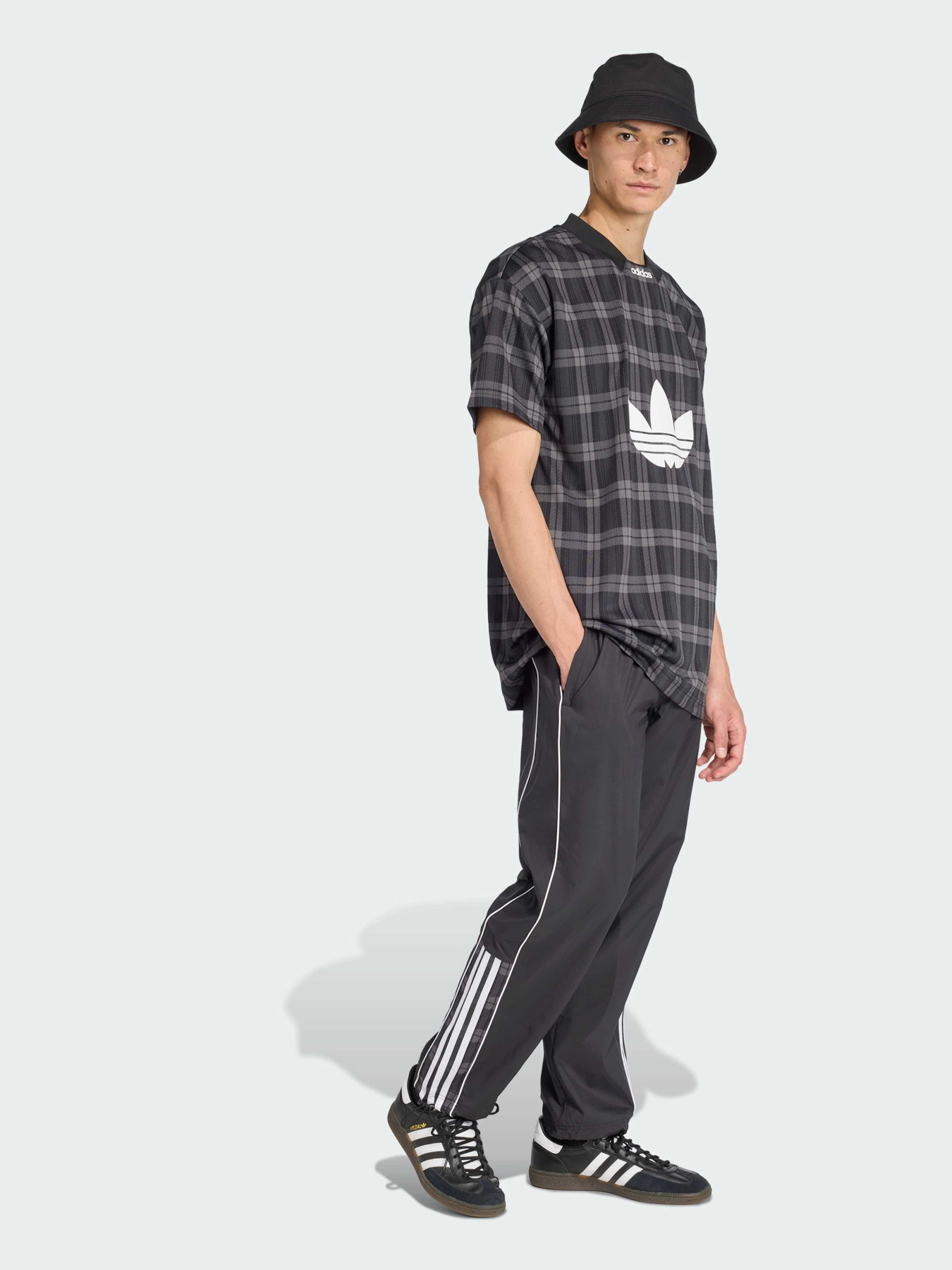 Повседневные штаны Adidas Graphics модель JV7733 Фото