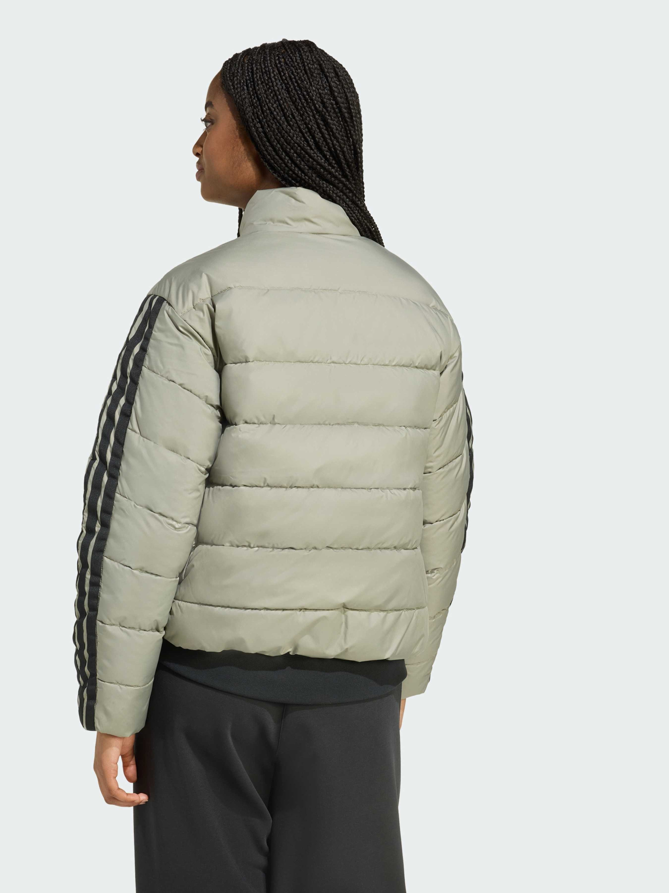 Демисезонная куртка Adidas модель JX7809 Демисезонная куртка Adidas модель JX7809 Фото