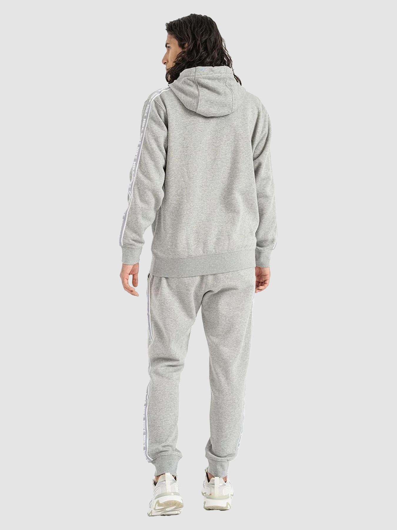 Спортивный костюм NIKE Club Fleece Gx Hd Track Suit модель FB7296-063 Фото