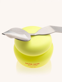 ARTEFACTS MUSE SKIN ГЛИБОКО ЗВОЛОЖУЮЧИЙ КРЕМ ДЛЯ ОБЛИЧЧЯ Artefacts модель 105 ARTEFACTS MUSE SKIN ГЛИБОКО ЗВОЛОЖУЮЧИЙ КРЕМ ДЛЯ ОБЛИЧЧЯ Artefacts модель 105 Фото