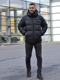 Мужская зимняя куртка модель 51-V-BLC Мужская зимняя куртка модель 51-V-BLC Фото