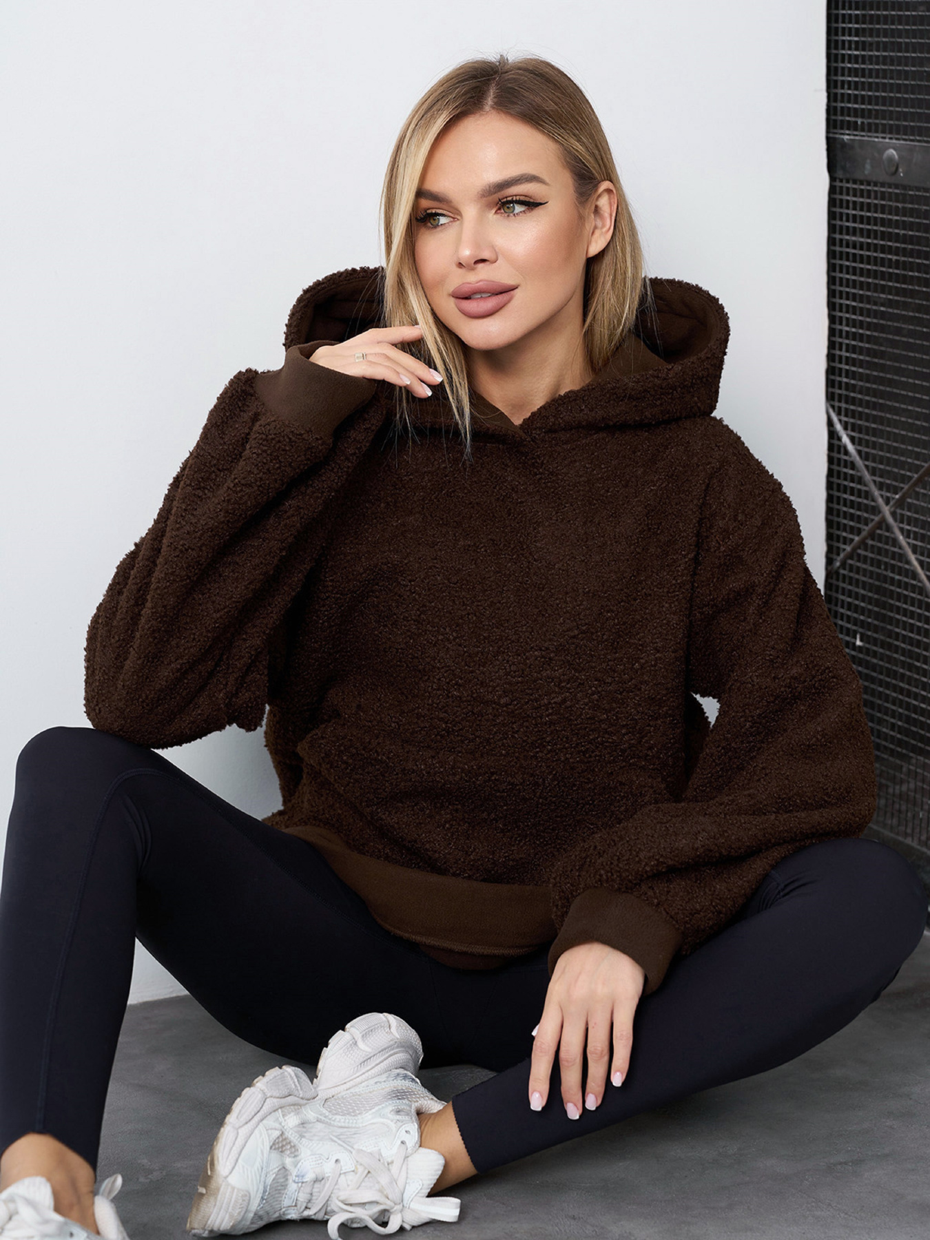 Худі ISSA Plus модель 15403_темно-коричневый Фото