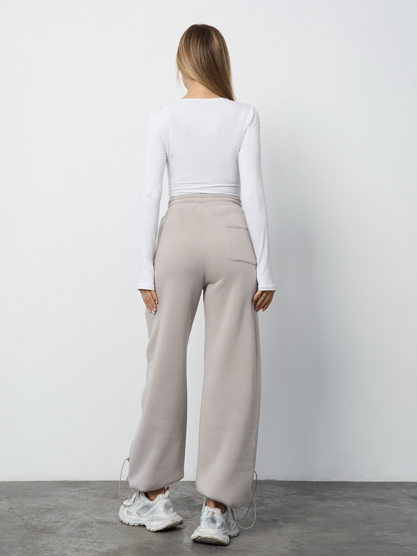 Брюки повседневные ISSA Plus модель 15405_светло-серый Фото