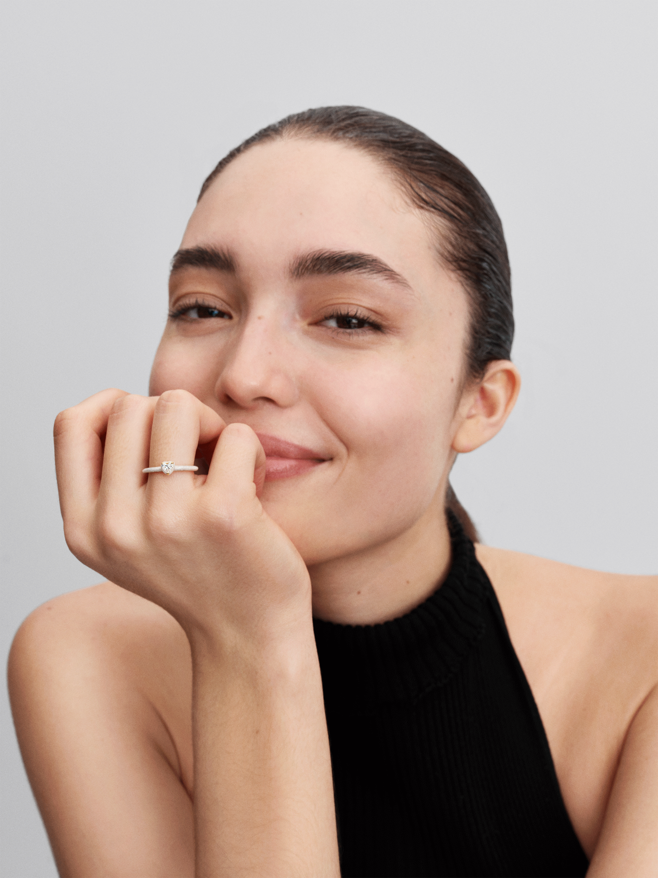 З камінням PANDORA модель 163088C01 Фото