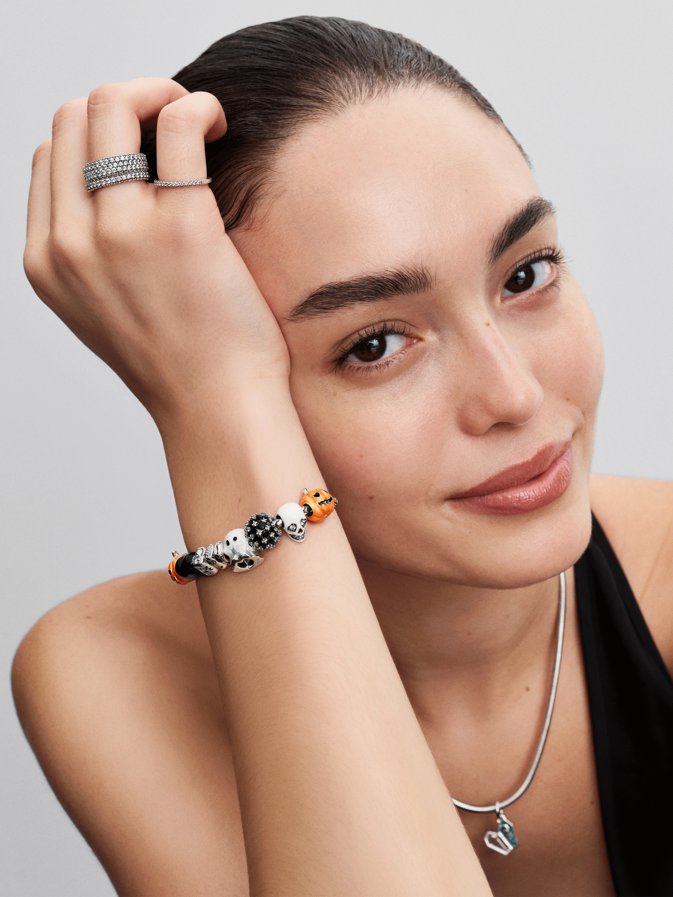 Классические PANDORA модель 794060C01 Фото