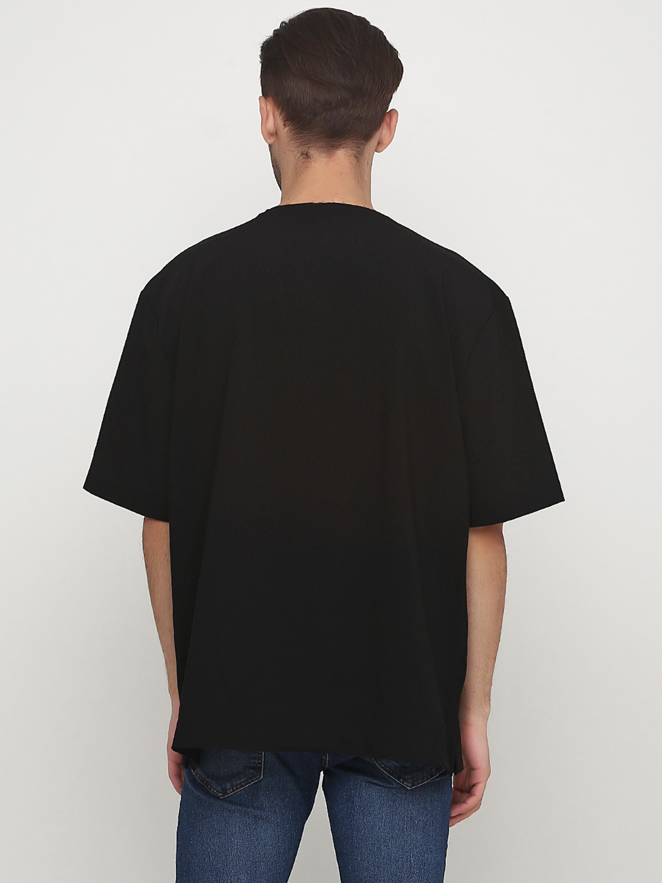 Футболка H&M модель 6567099RP2_черный с принтом Фото