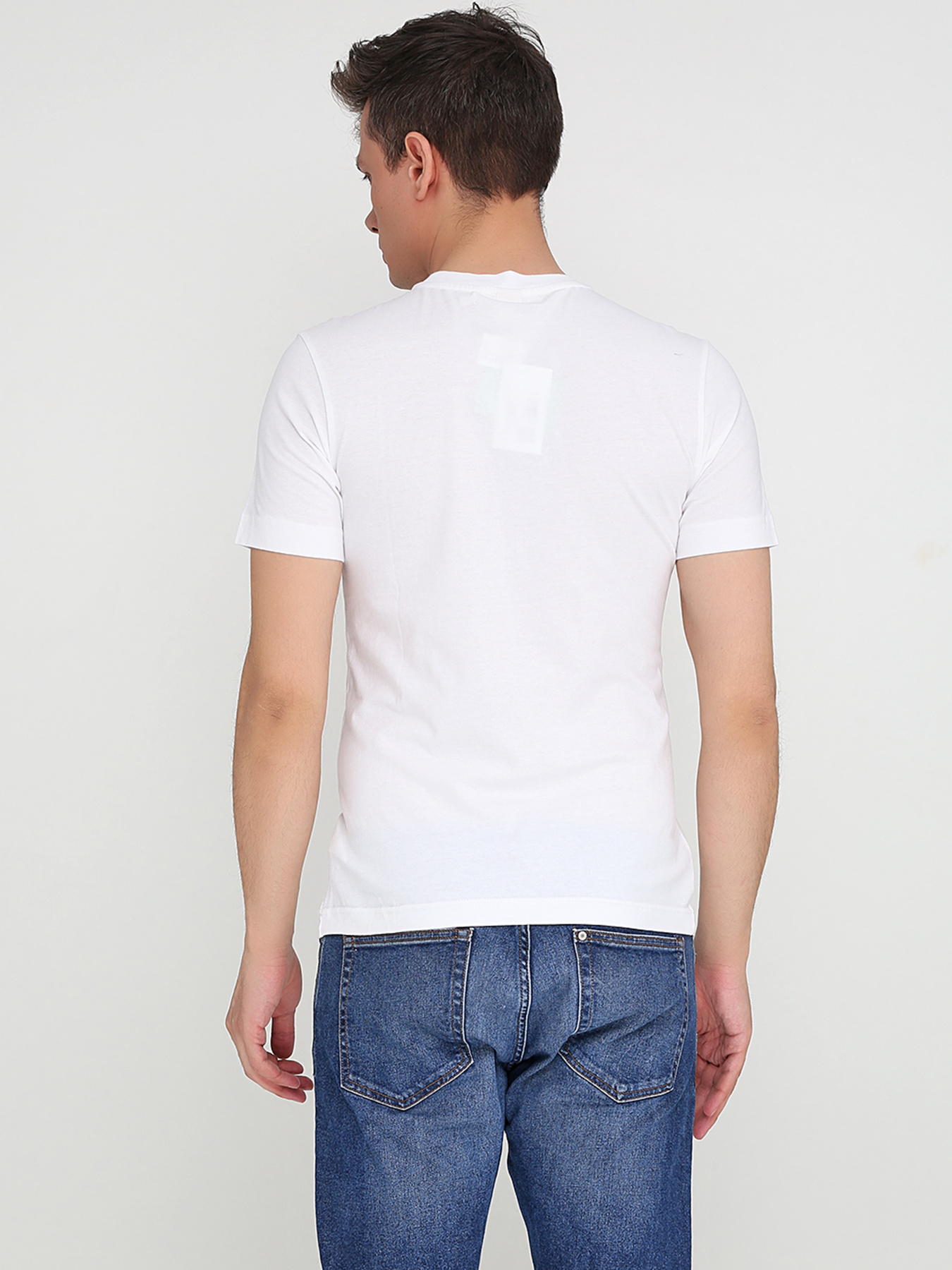 Футболка H&M модель 5099376RP21_белый с принтом Фото