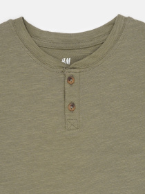 Футболка H&M модель 9418113arl_Хаки Фото