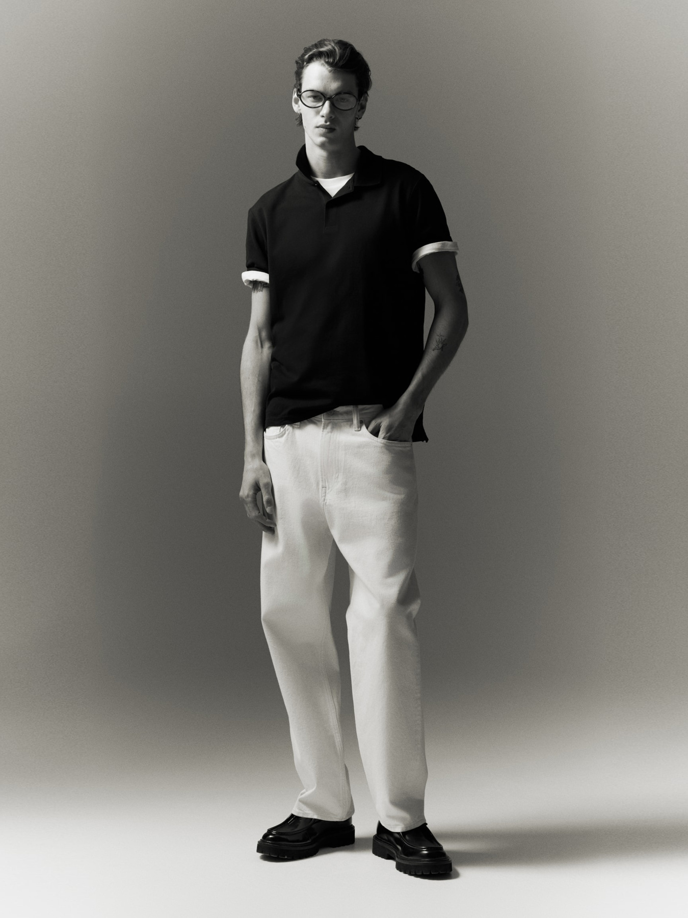 Поло H&M модель 1144078wer_Черный Фото