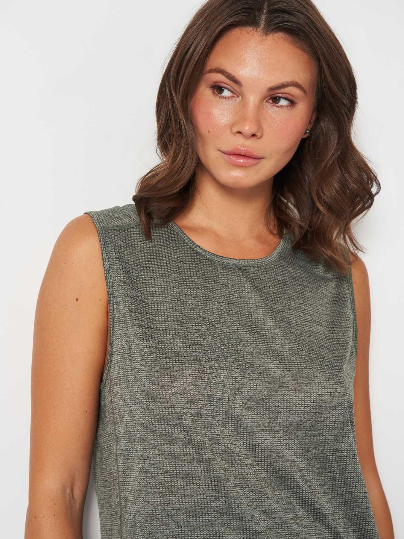 Спортивная майка H&M модель 1478529wer_Зеленый Фото