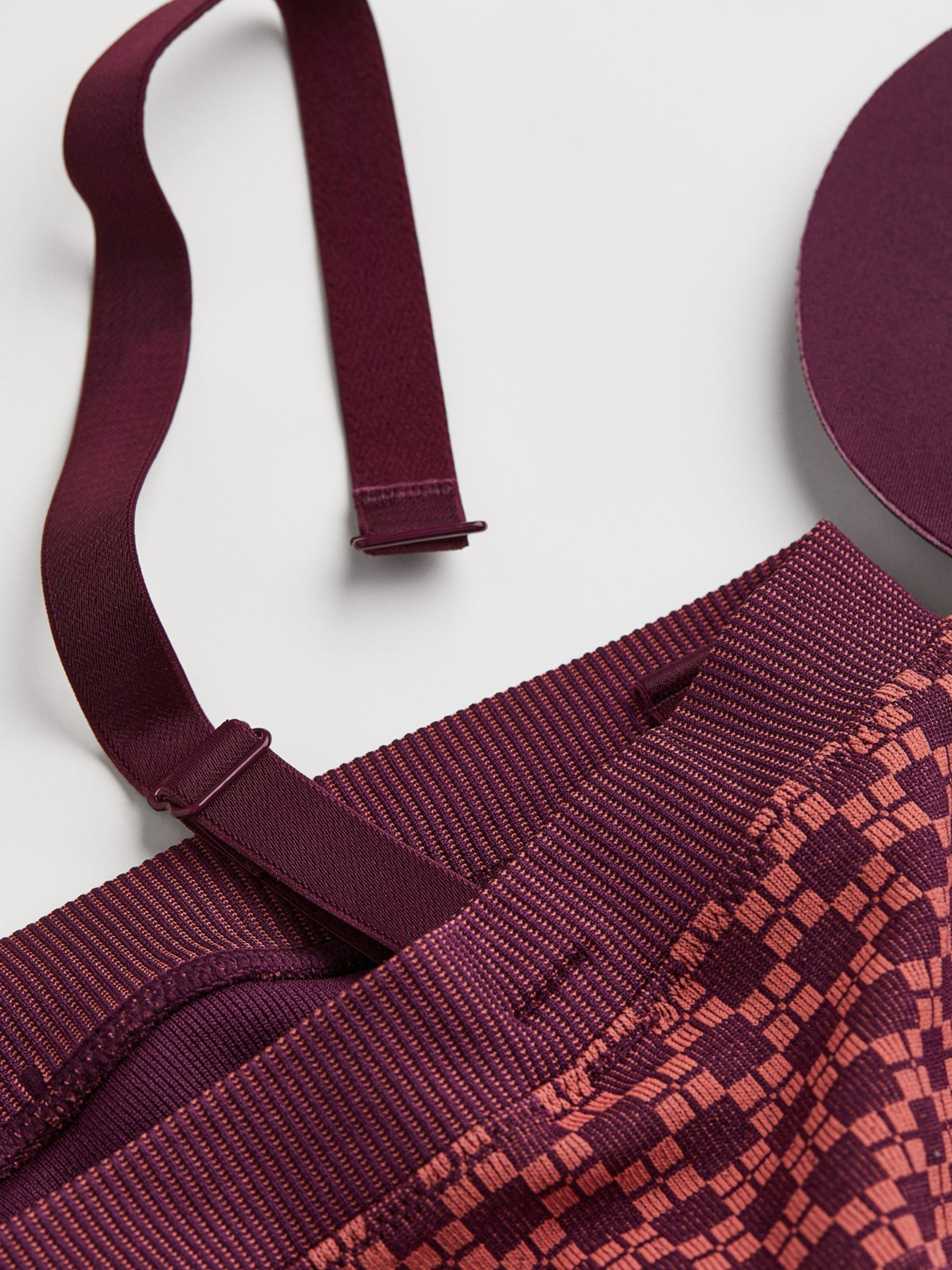 Топ спортивный модель 1095044ral_Бордовый Фото