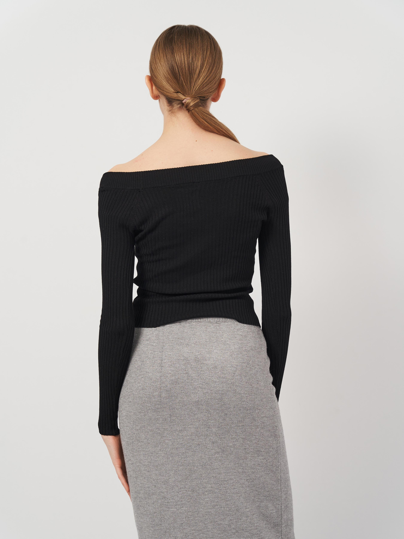 Лонгслів H&M модель 1002040arl_Черный Лонгслів H&M модель 1002040arl_Черный Фото