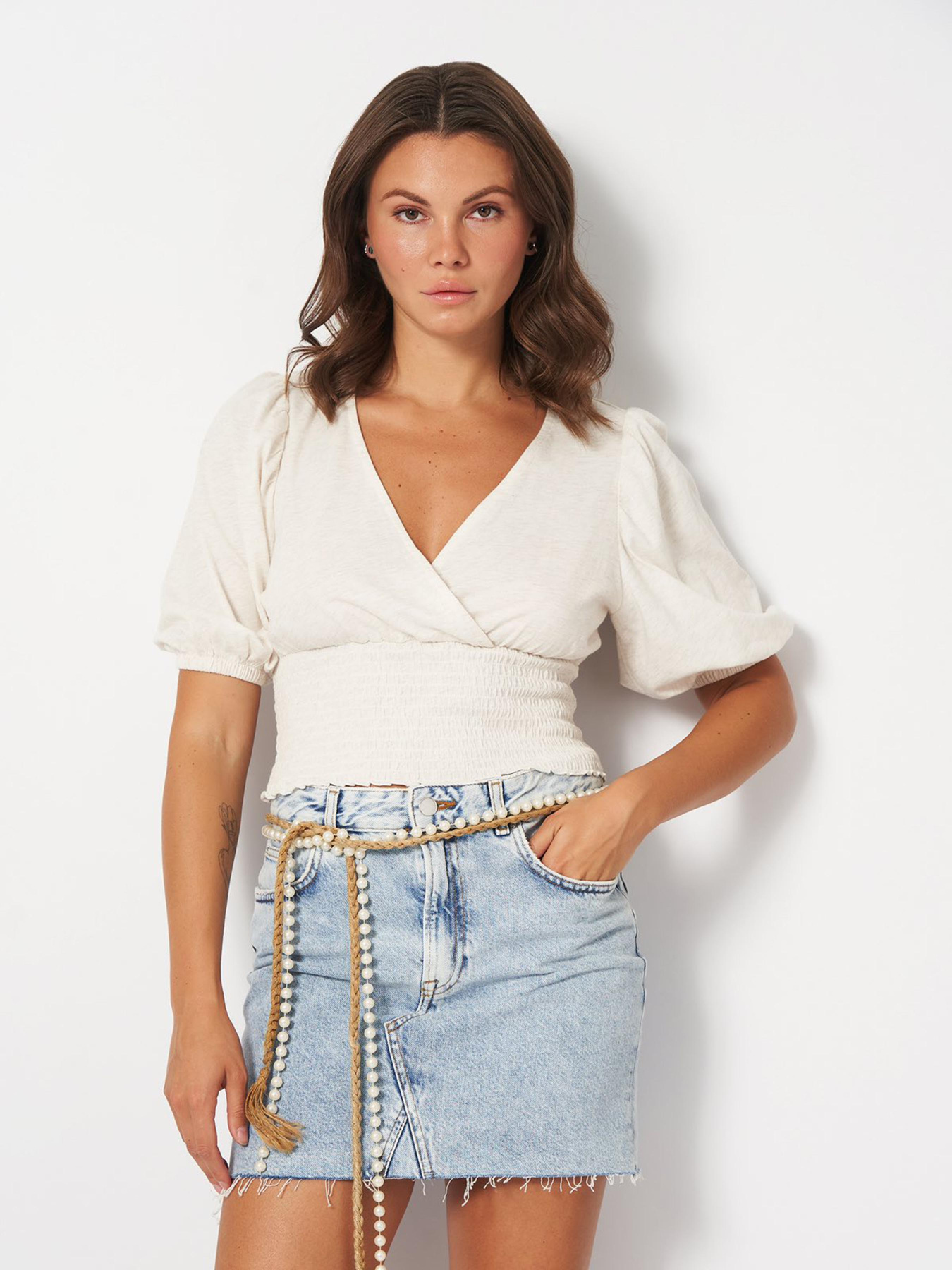 Топ Monki модель 6912364wer_Светло-бежевый Фото