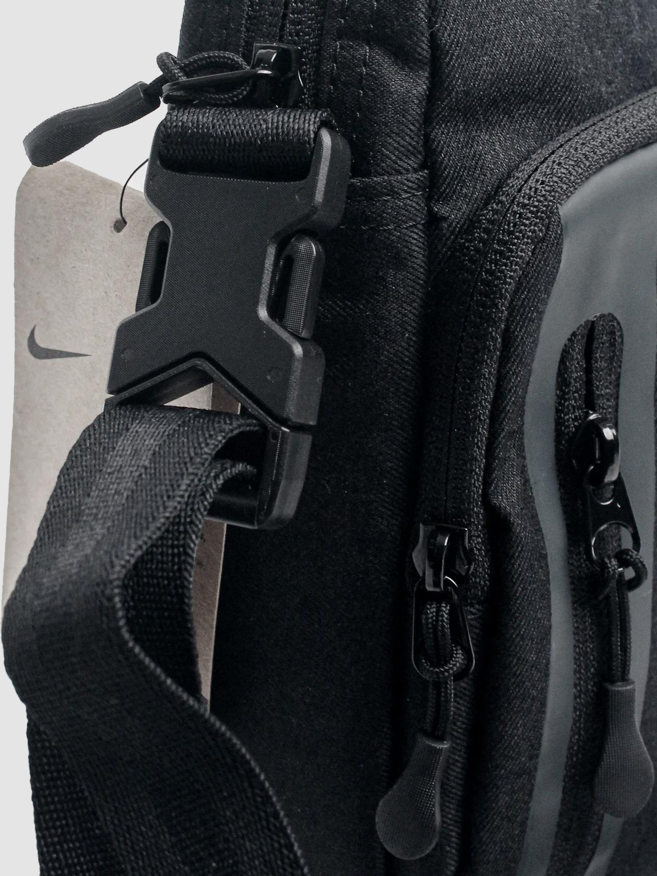 Мессенджер NIKE Nk Elmntl Prm Crssbdy модель DN2557-010 Фото