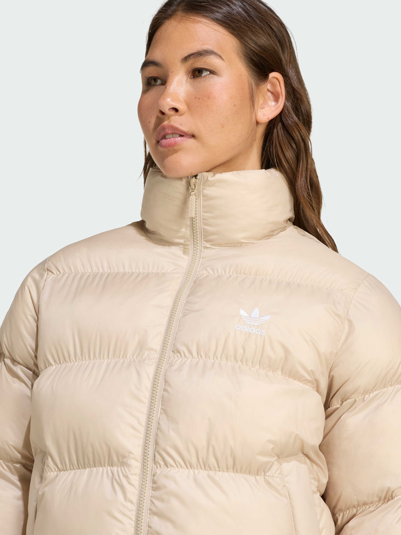 Демісезонна куртка Adidas модель JX2947 Фото