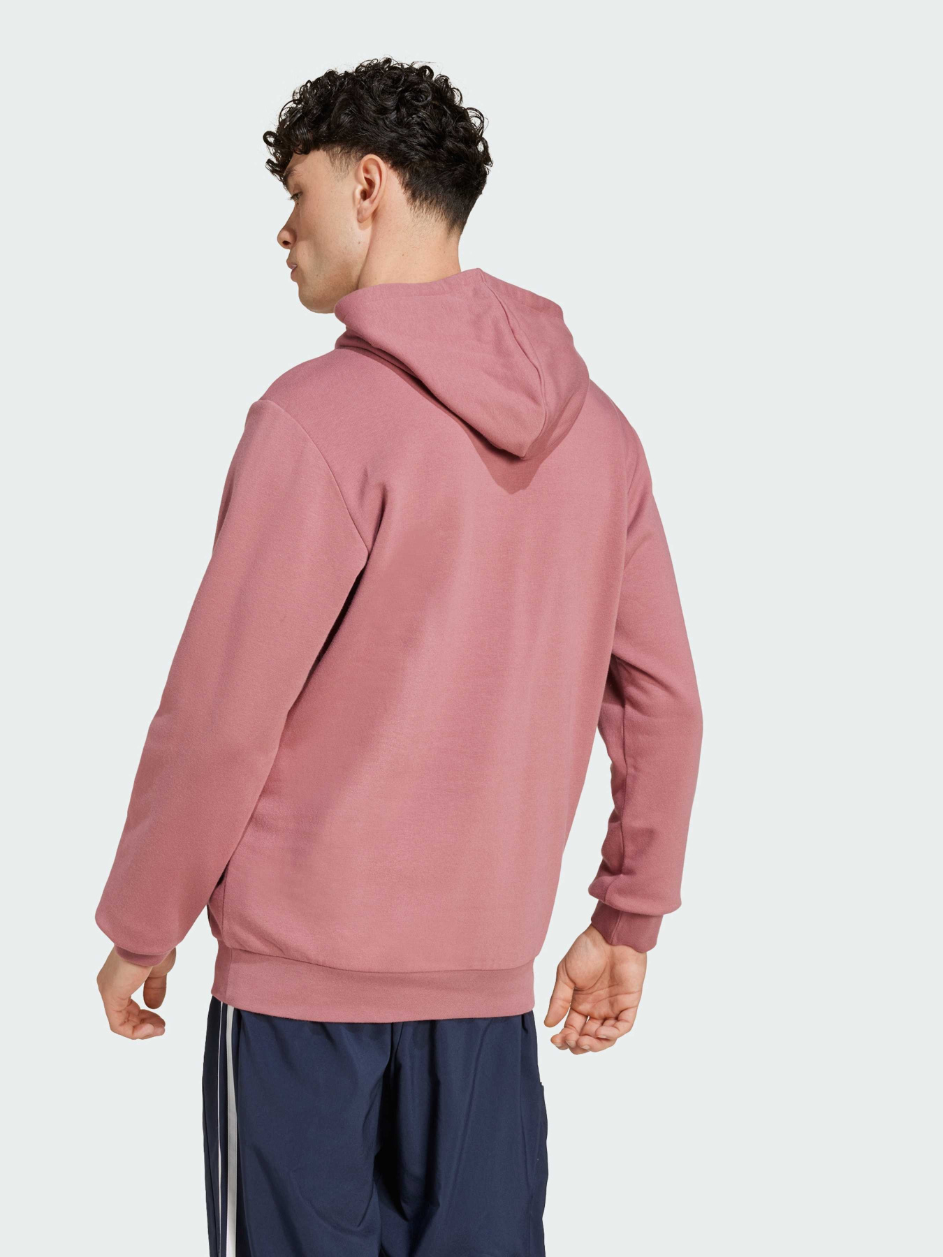 Худі Adidas модель IZ4756 Худі Adidas модель IZ4756 Фото