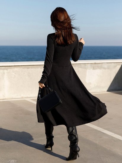 Сукні ISSA Plus модель 12352A_black — фото 3 - INTERTOP