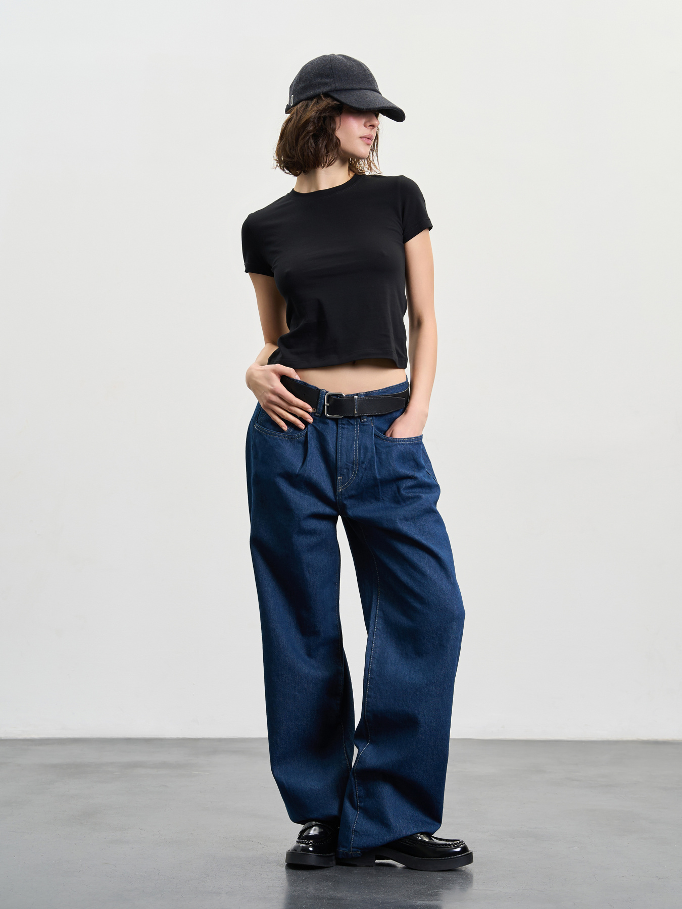 Футболка Роза модель 240239_black Фото