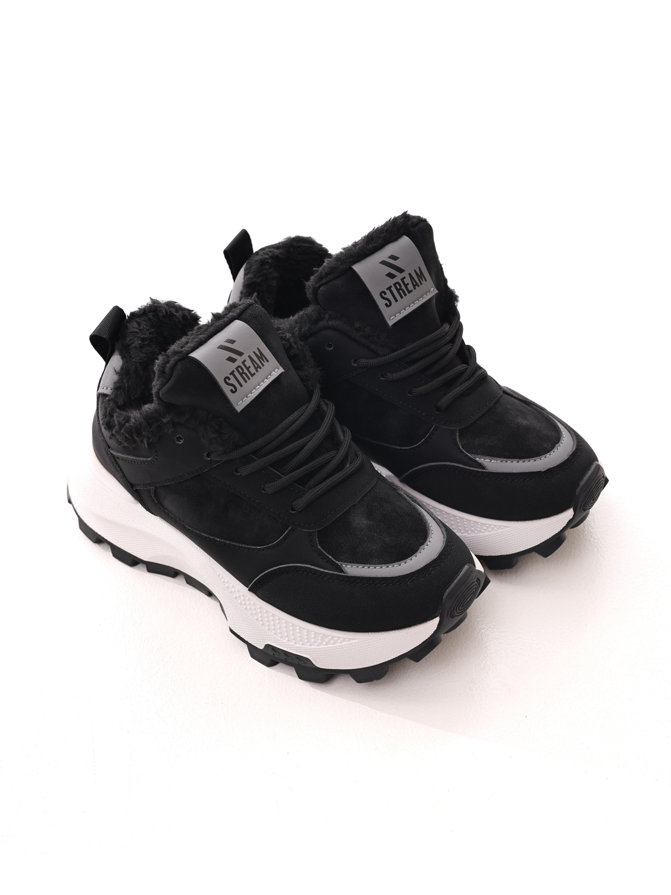 Кроссовки STREAM модель 688404 Фото