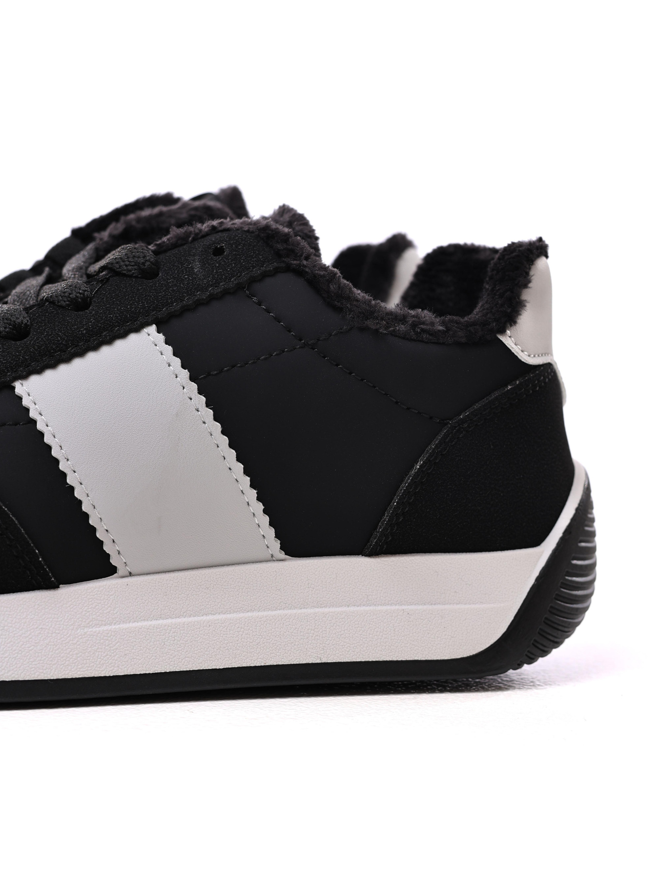 Кроссовки STREAM модель 688389 Фото