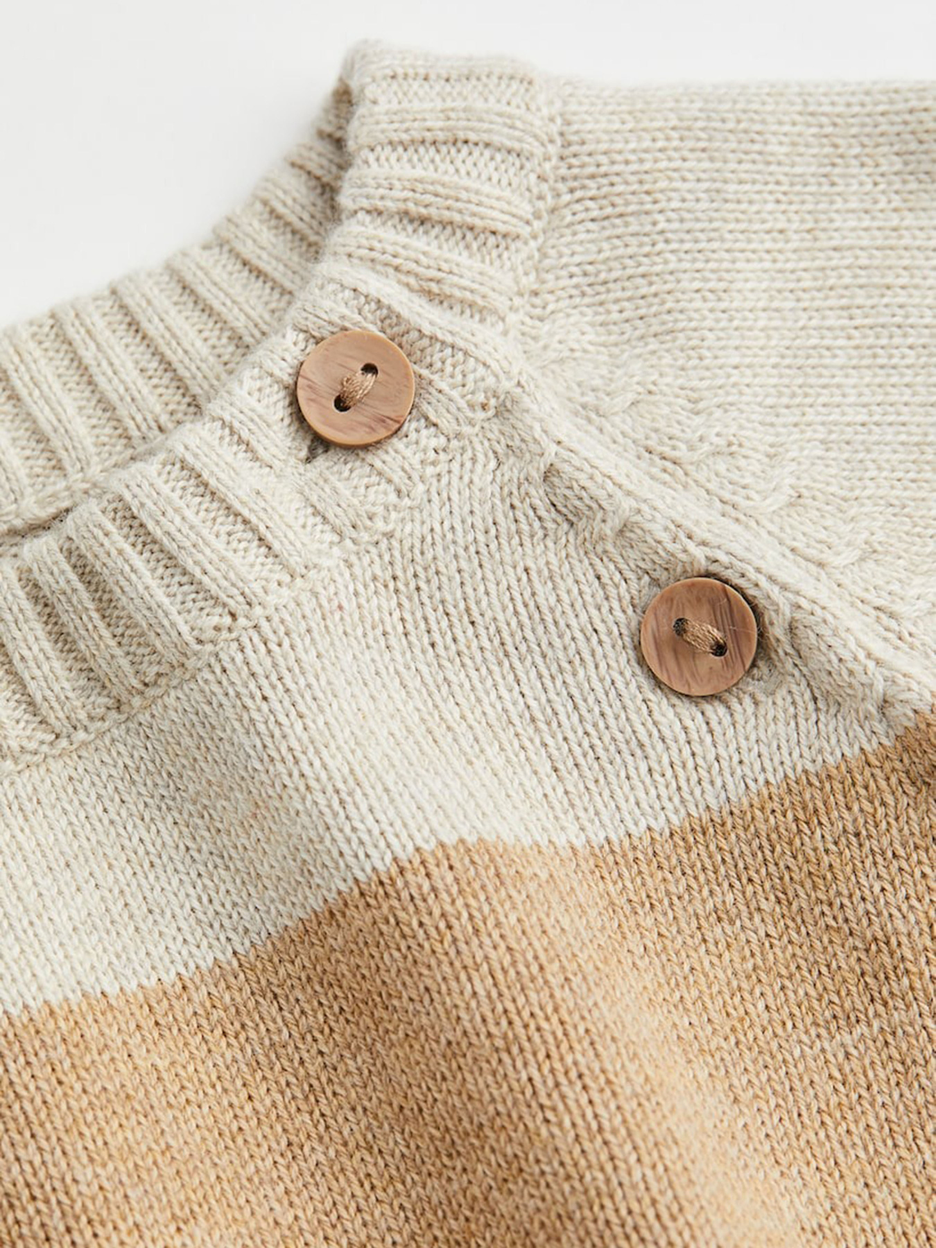 Свитер H&M модель 9129856kwer_Бежевый Фото