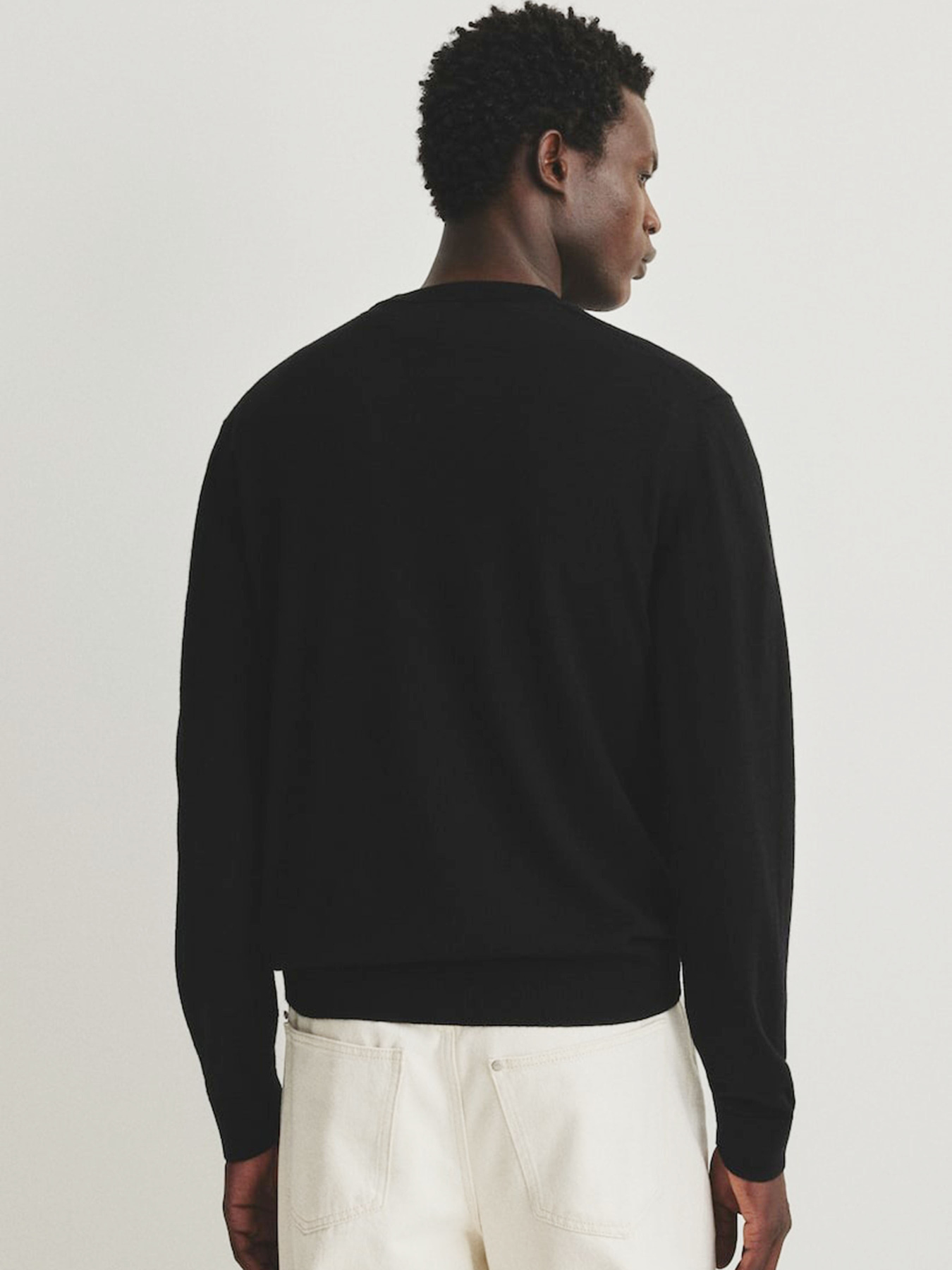 Светр H&M модель 1414216wer_Черный Фото