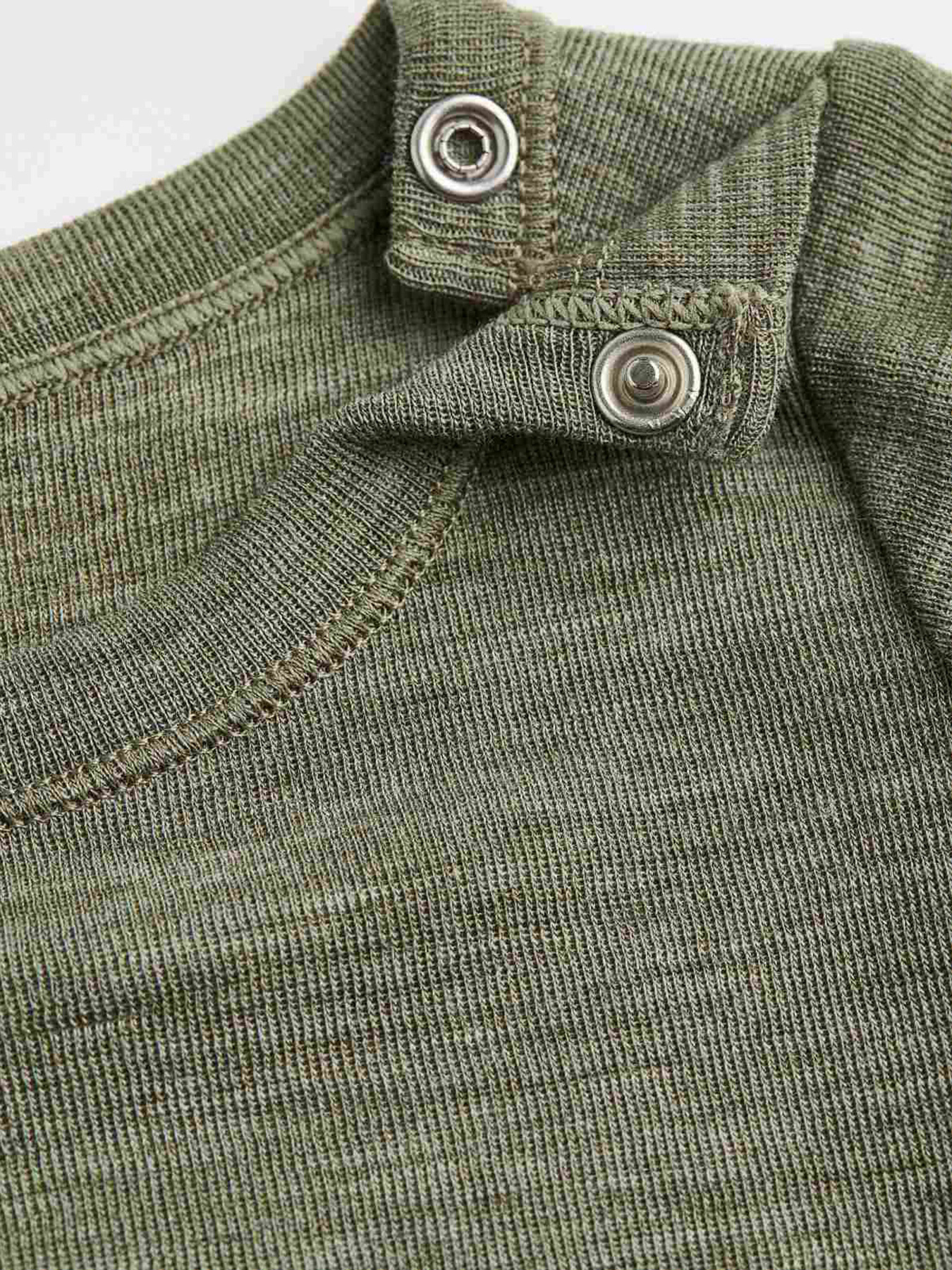 Свитер H&M модель 9973341kwer_Хаки Фото