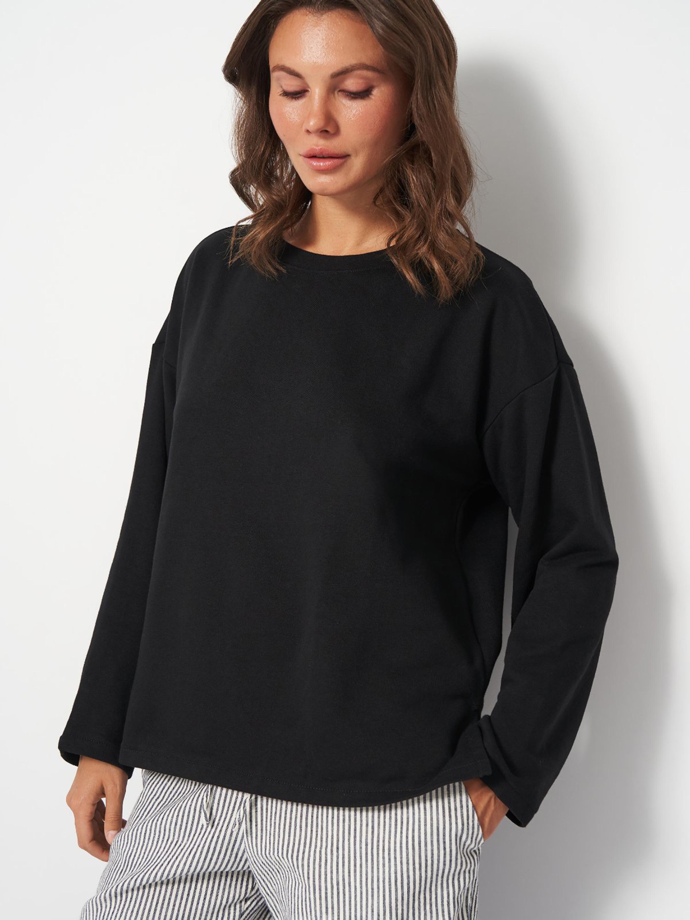 Світшот H&M модель 9381193wer_Черный Фото