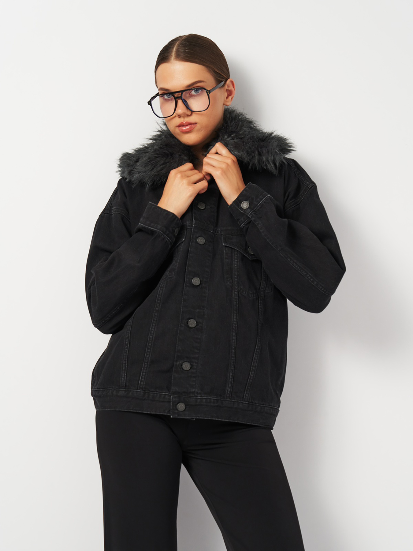 Джинсова куртка H&M модель 4494495ral_Черный Фото