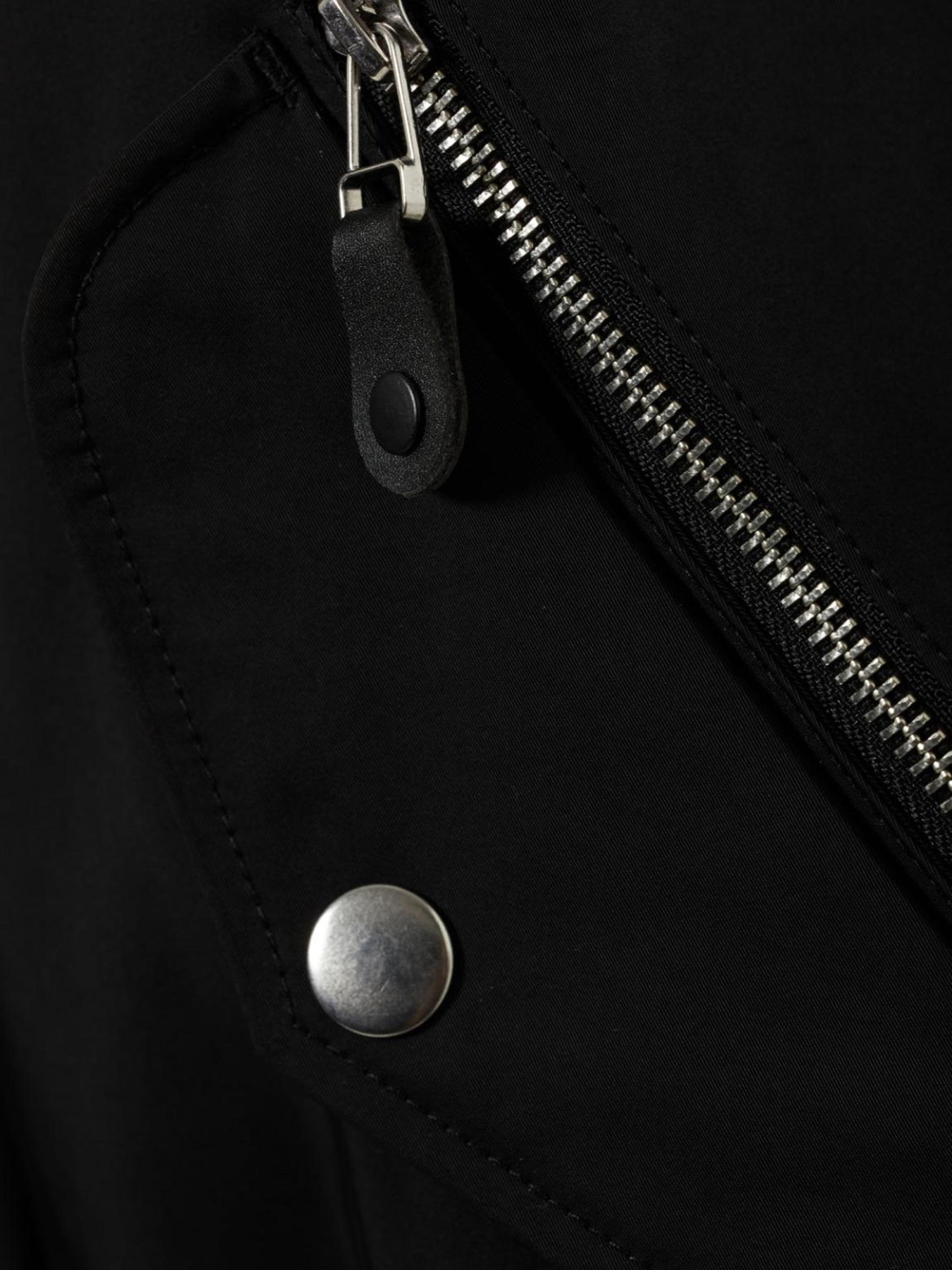 Бомбер Weekday модель 1016895ral_Черный Фото