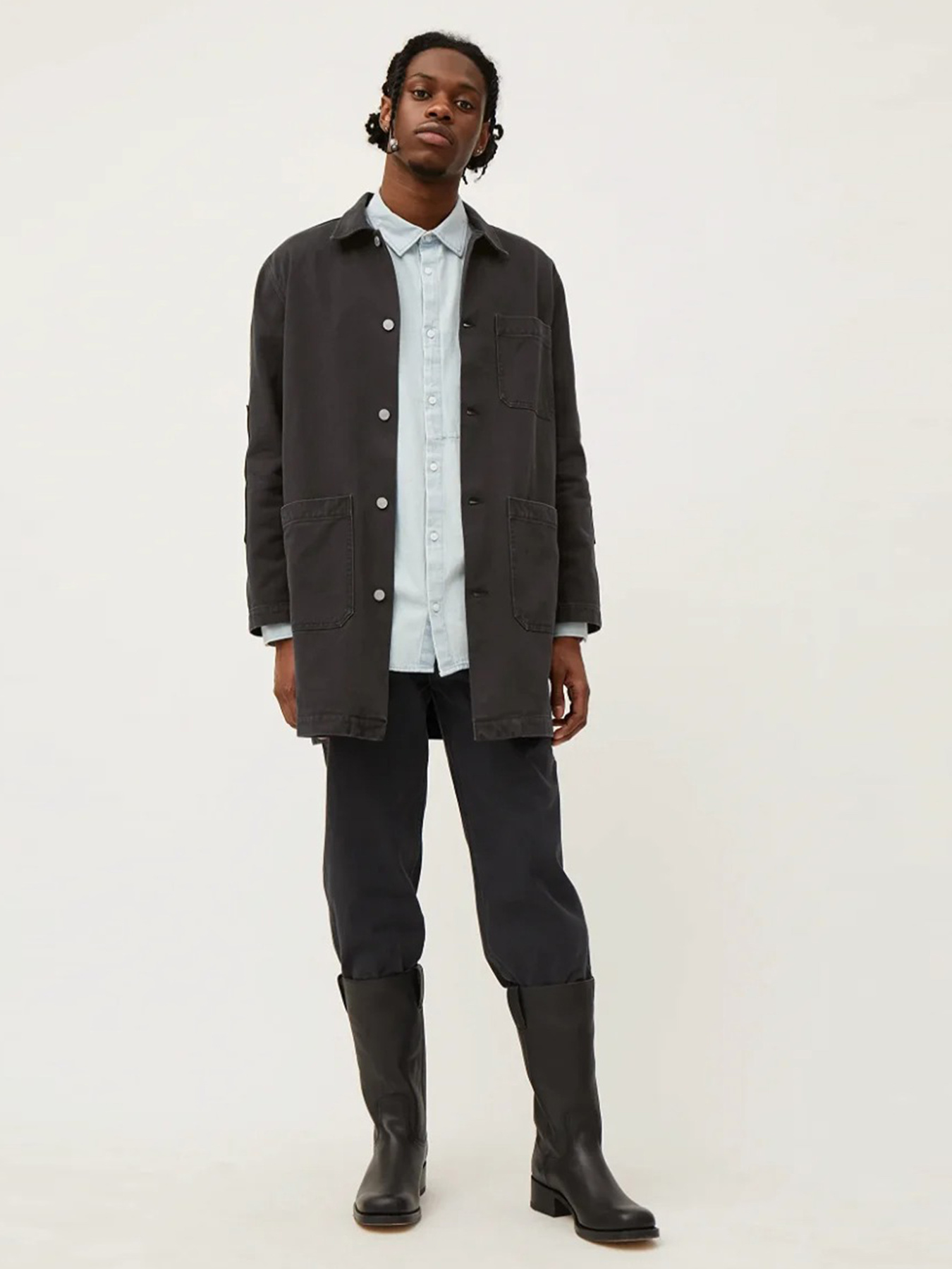 Плащ Weekday модель 8340561ral_Черный вымытый Фото