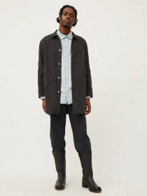 Плащ Weekday модель 8340561ral_Черный вымытый Фото