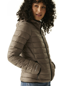 Зимняя куртка Regatta Wmnhoodmarizion модель RWN273-4S8 Зимняя куртка Regatta Wmnhoodmarizion модель RWN273-4S8 Фото